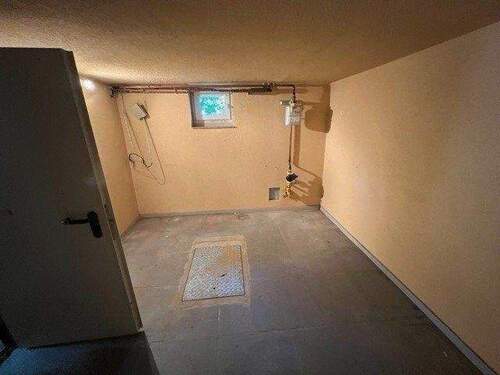 Kellerraum mit Gasanschluss - 