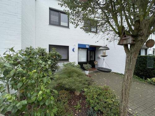 Hauseingang - 4 Zimmer Reihenmittelhaus zum Kaufen in Minden