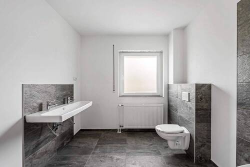 12 Badezimmer.jpg - 
