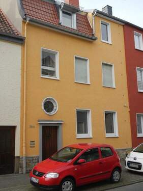 Strassenansicht - Attraktives MFH mit Potential - 780.000,00&nbsp;EUR Kaufpreis, ca.&nbsp; 235,00&nbsp;m&sup2;&nbsp;Wohnfl&auml;che