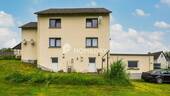 Außenansicht 2 - Großzügiges Zweifamilienhaus auf Traumgrundstück mit viel Platz und Potenzial