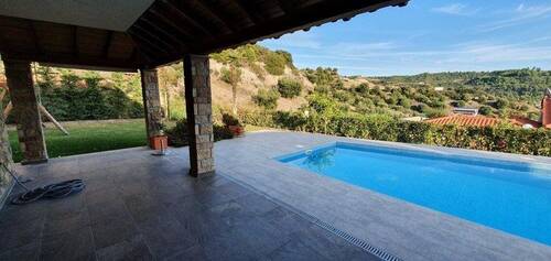 Außenanlage - 4 Zimmer Einfamilienhaus zum Kaufen in Nea Skioni