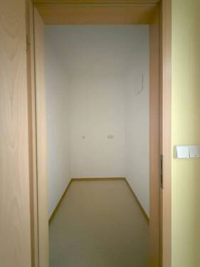 Abstellkammer - 
