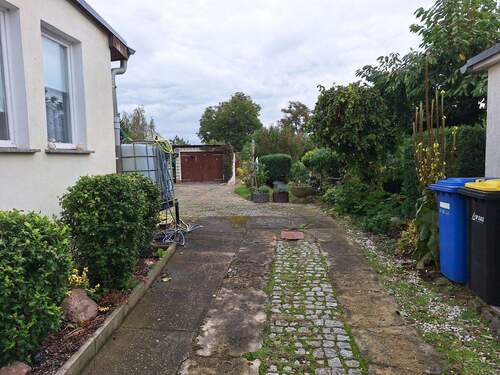 Grundstückszufahrt - 