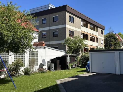 Außenansicht - 3 Zimmer Etagenwohnung zum Kaufen in Pfullingen