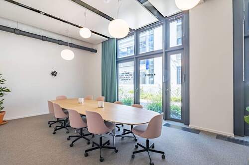 Property Image 6 - 
