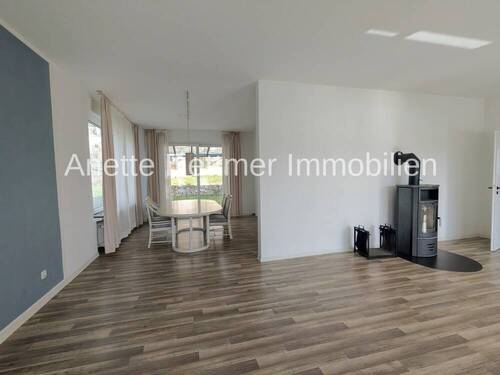 Wohnen - Essen - Einfamilienhaus mit 223,20 m&sup2; in Alfeld (Leine) zum Kaufen