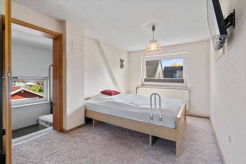 Zimmer 1 - 