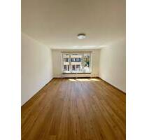 AB SOFORT 1 ZIMMER VERFÜGBAR oder AB 15.07.2026 EIN WEITERES Renovierte 5er-WG in zentraler Lage in Kehl – helle und großzügige Zimmer zur Miete