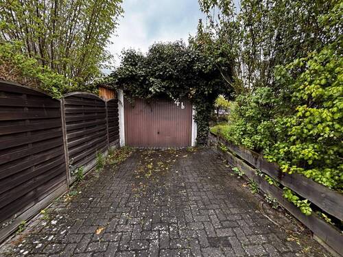 Garage - Doppelhaushälfte mit 128,00 m&sup2; in Nordstemmen zum Kaufen
