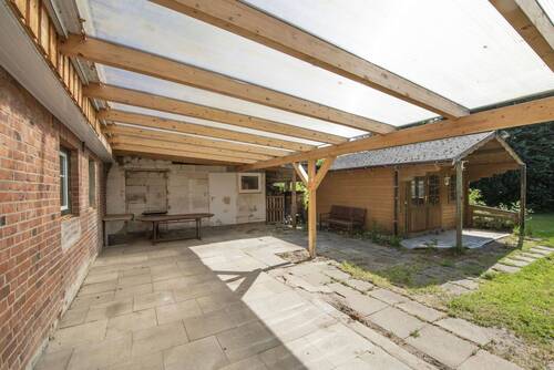 überdachte Terrasse - 