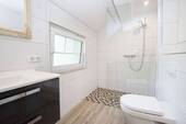 Bad EG mit Dusche - 
