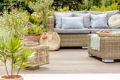 Terrasse - SINGLES AUFGEPASST! Jetzt fertig: Drei-seitig belichtete 2-Zimmer-Wohnung! Sie erhalten sogar noch den KfW-Zuschuss in Höhe von 26.250€!