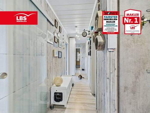 Flur - 4 Zimmer Etagenwohnung in Sankt Augustin