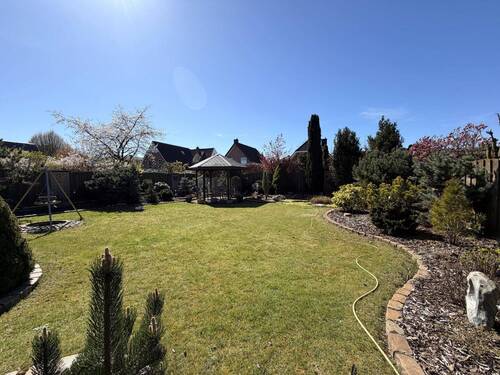 Blick in den Garten - 5 Zimmer Einfamilienhaus zum Kaufen in Emsdetten