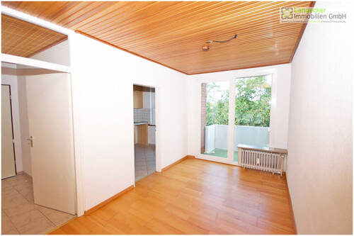 Essbereich und Zugang zu Küche und 2. Balkon - 