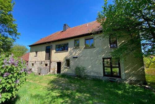 Ansicht West - 5 Zimmer Bauernhaus, Landhaus in Üchtelhausen