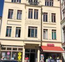 Schöne 2-Raum-Wohnung im 2. OG, zentrale Lage direkt am Markt - Finsterwalde
