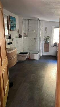 Großes Bad - 4 Zimmer Etagenwohnung in Oderberg