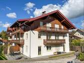 Hausansicht - 3 Zimmer Etagenwohnung in Oberaudorf