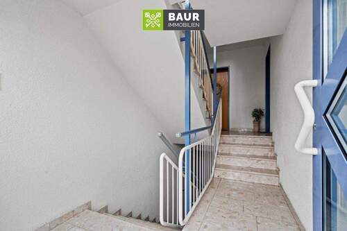 Treppenhaus - 3 Zimmer Etagenwohnung in Wolpertswende