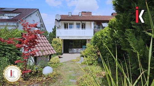 Bild 1 - Modernisiertes Zuhause mit Gartenparadies! Familien-Reiheneckhaus in Leonberg