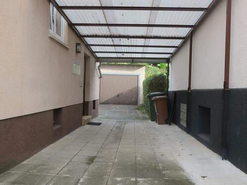 Carport und Garage - 