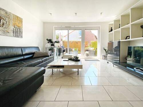 Wohnen - 5 Zimmer Mehrfamilienhaus, Wohnhaus in Hamburg