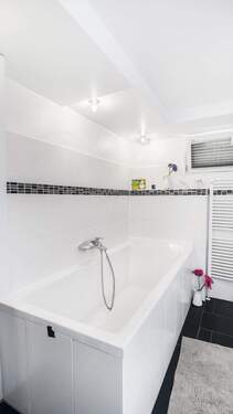 Badewanne (Keller) - 