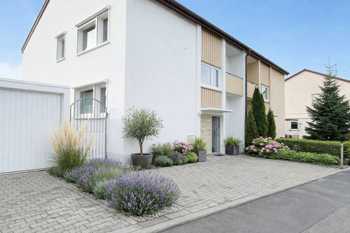 Hauseingang Visualisierung - 6 Zimmer Doppelhaushälfte zum Kaufen in Uhldingen-Mühlhofen