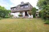 Garten und Terrasse - 5 Zimmer Doppelhaushälfte zum Kaufen in Henstedt-Ulzburg