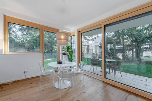 Schwellenloser Austritt auf Terrasse - 