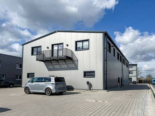 Bild 3 - Halle in Melsdorf