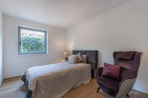 Schlafzimmer - 2 Zimmer Etagenwohnung zur Miete in München