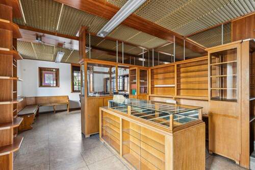 Salon - Vorderer Bereich - Gewerbeobjekt (Büro, Produktion, Verkauf) in Hermersberg