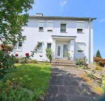 Modernes Zweifamilienhaus mit großem Garten in zentraler Lage von Nörten-Hardenberg