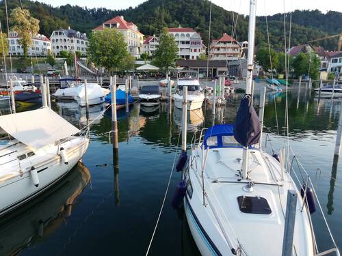 Bodman Hafen nur 5 Minuten zu Fuß entfernt - 