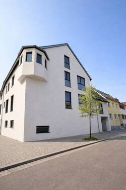Haus Ansicht 2 - 3 Zimmer Etagenwohnung zum Kaufen in Teningen