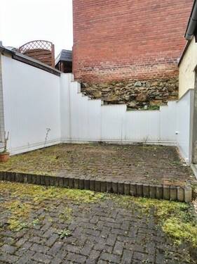 Hof - Mehrfamilienhaus, Wohnhaus mit 188,00 m² in Netzschkau zum Kaufen