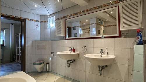 586 - modernes Bad - 