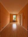 Zimmer 3 - 