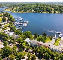 A Jewel by the Water - Timeless Elegance with private boat dock and view of Lake Tiefer See - Potsdam Berliner Vorstadt