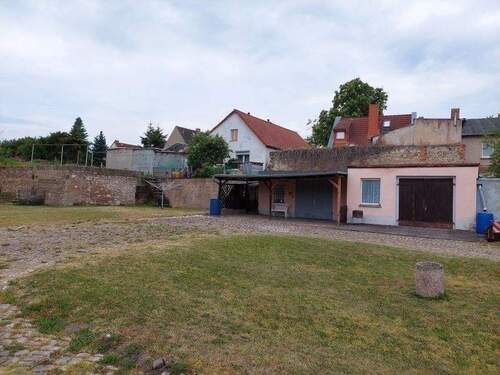 Garagen, Schuppen (2) - 