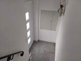 Treppenzugang zur OG-Wohnung EFH/ZFH - 