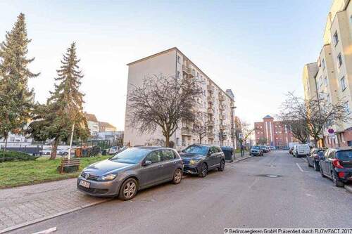 Straße vor dem Haus - 