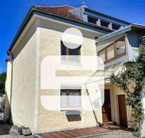 Viel Wohnraum im Ortskern - 290.000,00&nbsp;EUR Kaufpreis, ca.&nbsp; 145,00&nbsp;m&sup2;&nbsp;Wohnfl&auml;che in Gangkofen (PLZ: 84140)