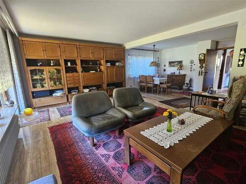 Wohnbereich - 4 Zimmer Mehrfamilienhaus, Wohnhaus in Rutesheim