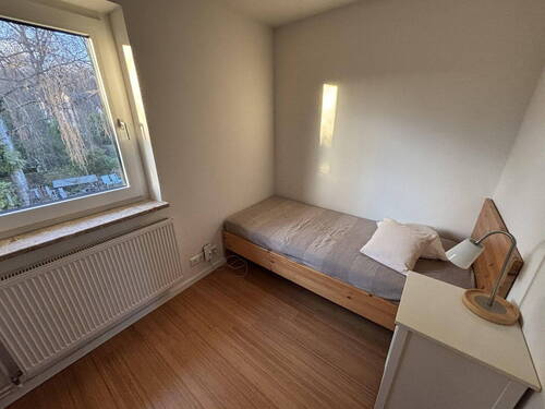 Schlaf- oder Arbeitszimmer - 