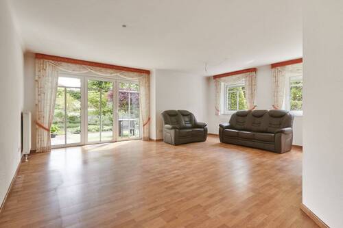 Wohnzimmer - 2 Zimmer Etagenwohnung zur Miete in Achim