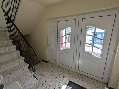 Hauseingang - Mehrfamilienhaus, Wohnhaus mit 206,00 m&sup2; in Swisttal zum Kaufen